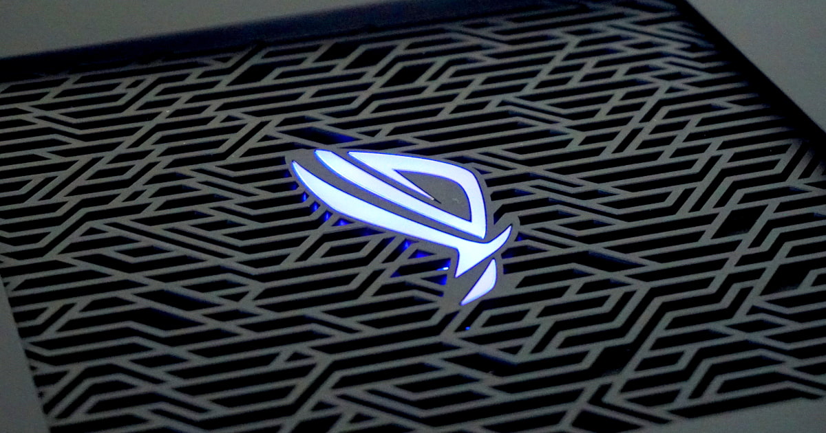 The ROG RGB logo syncs with other compatible ASUS gaming gear.