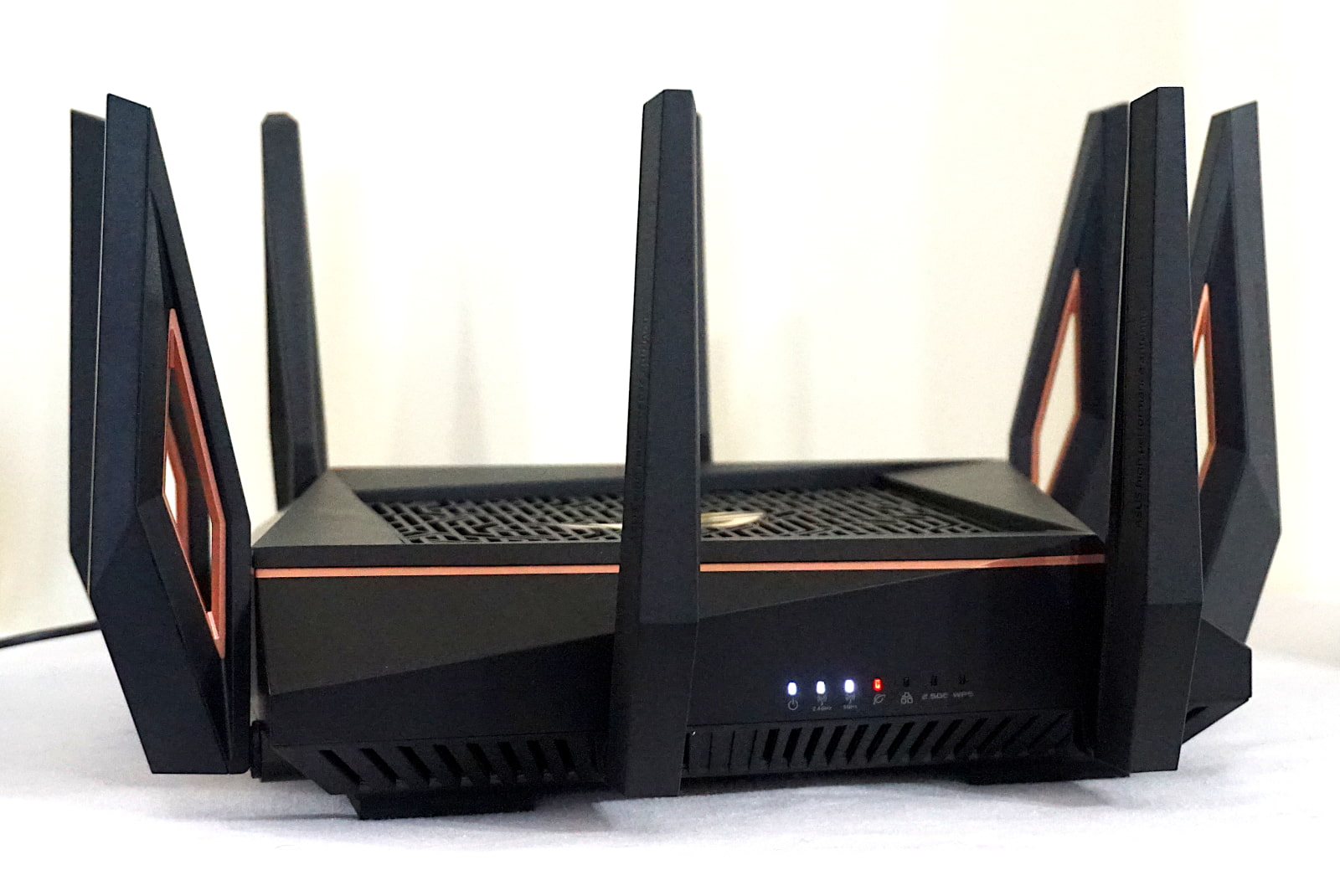 termometer Nedrustning helikopter ASUS ROG Rapture GT-AX11000 Router Review: Our Testing and Comparison |  HighSpeedInternet.com
