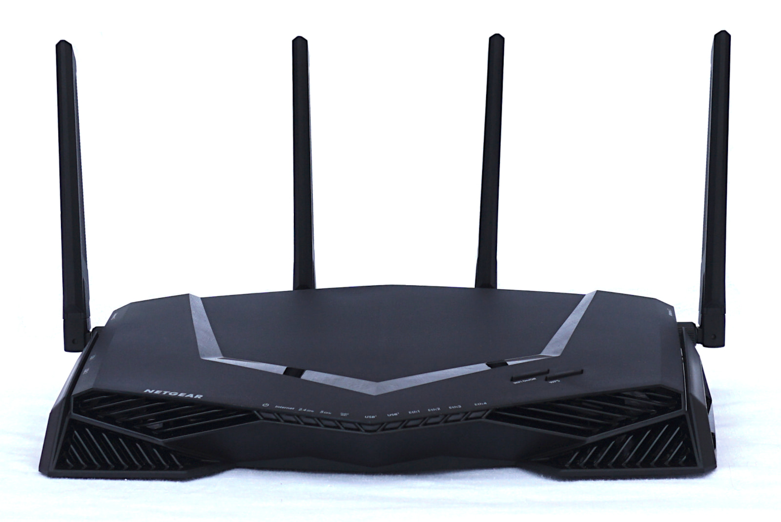 netgear nighthawk xr500 front shot