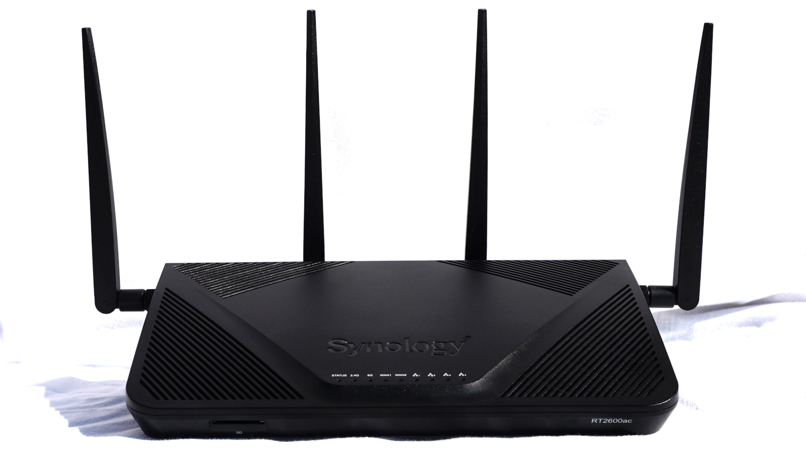 Synology RT2600ac router