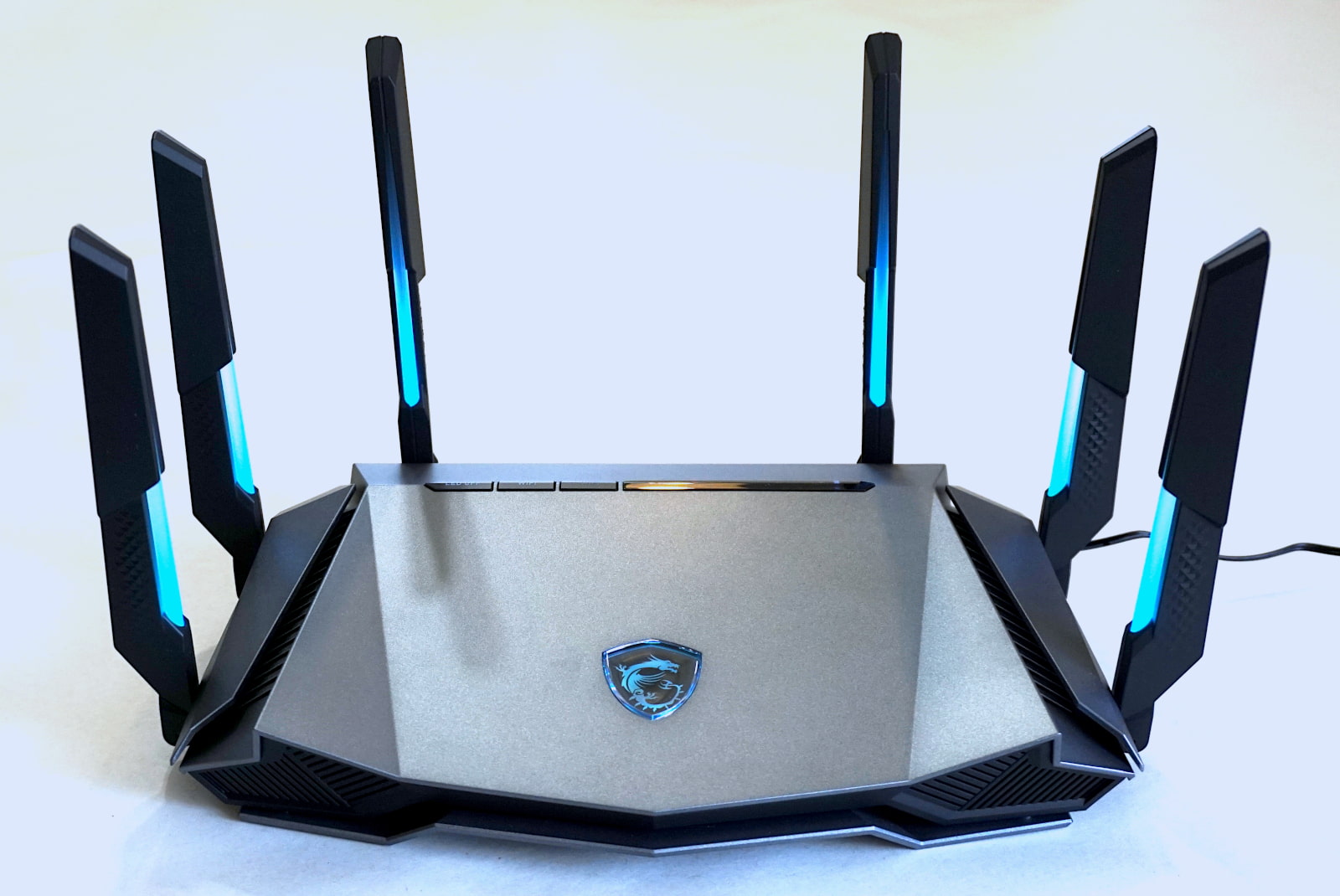 msi-radix-graxe66-top-shot msi-radix-graxe66-top-shot