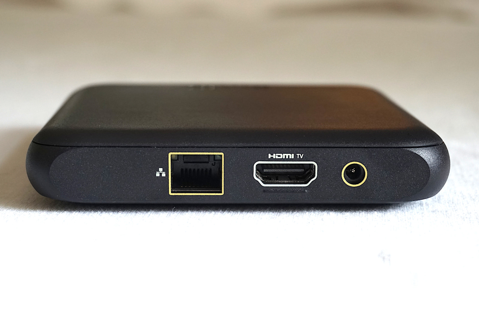 picture of Xumo Stream Box ports