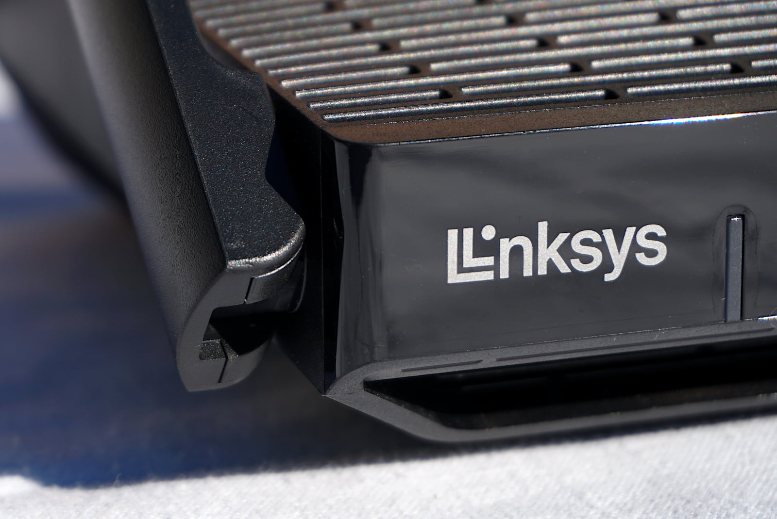 Close-up of Linksys Hydra Pro 6E logo